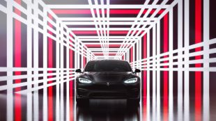 Taking the Tesla S Plaid for a virtual test drive