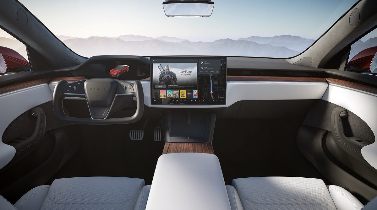 Tesla Model S Plaid interior for article on Silver Magazine www.silvermagazine.co.uk