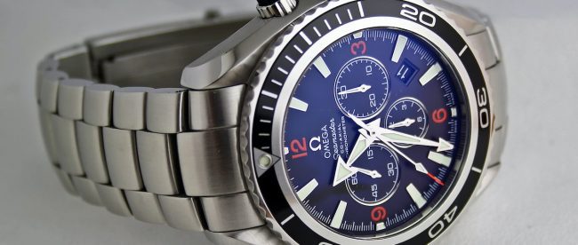 Explore what makes diving watches complex and elegant - www.silvermagazine.co.uk